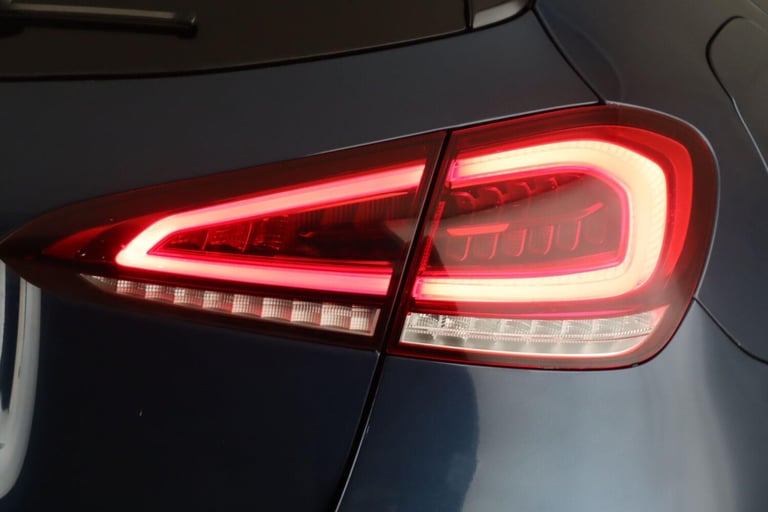 2021 Mercedes-Benz A-Class 1.3 A250e 15.6kWh AMG Line 8G-DCT Euro 6 (s/s) 5dr HATCHBACK Petrol/El...