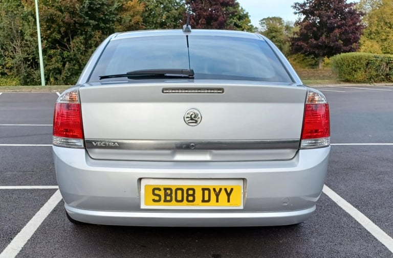Vauxhall, VECTRA, Hatchback, 2008, Manual, 1796 (cc), 5 doors