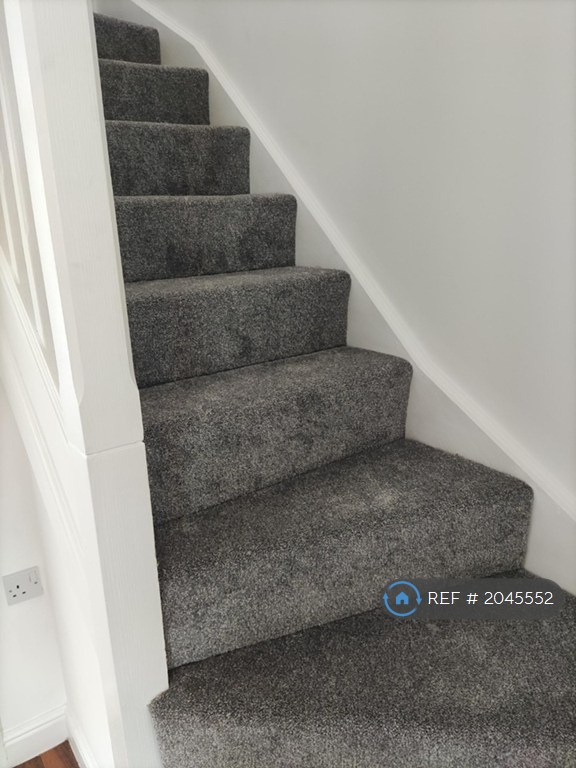2 bedroom house in Brambling Close, Stowmarket, IP14 (2 bed) (#2045552)