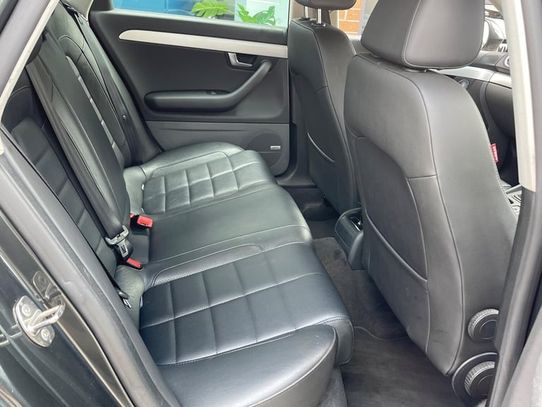 2011 SEAT Exeo 2.0 TDI CR SE Tech Euro 5 4dr SALOON Diesel Manual