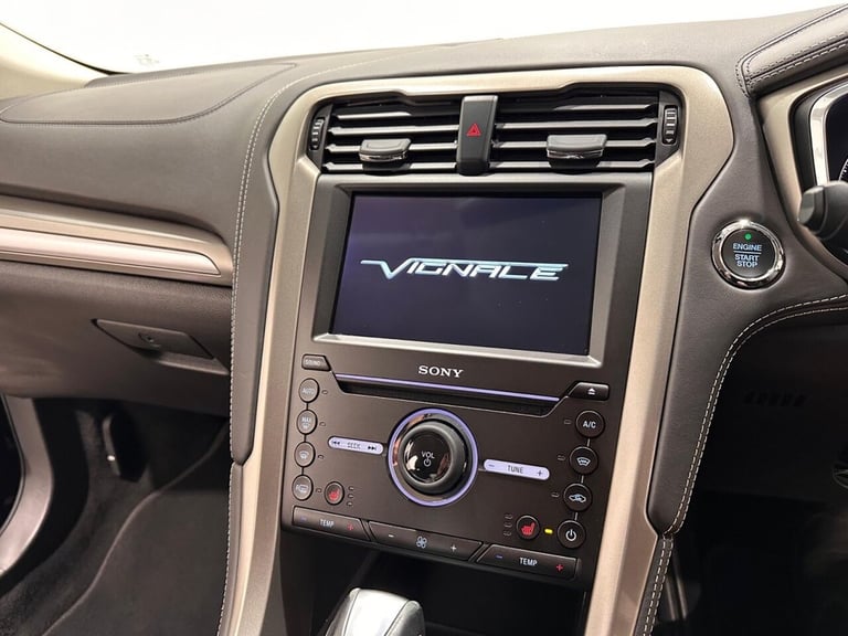 2018 Ford Mondeo 2.0 TDCi Vignale Hatchback 5dr Diesel Powershift Euro 6 (s/s) (180 ps) Hatchback...