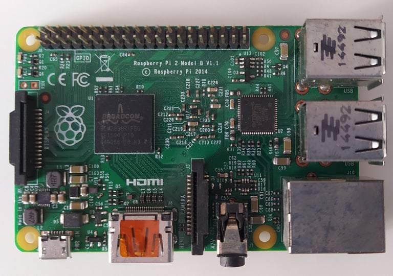 image for Raspberry Pi Model B V1.1, 8GB SD card, CamJam Edukit #3