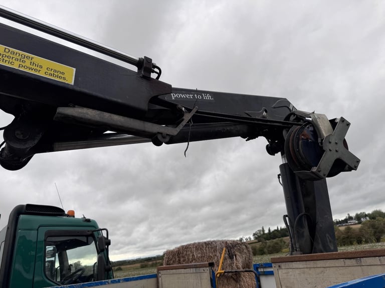 2015 DAF CF 75.330 DROPSIDE 26ton WITH HMF 1420 FOLD AWAY CRANE  SPARES REPAIRS