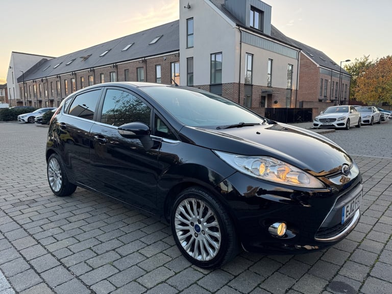 2012 Ford Fiesta 1.4 Titanium 5dr Auto HATCHBACK Petrol Automatic