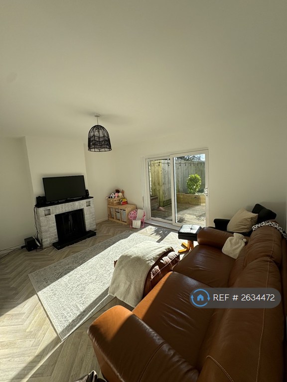 image for 3 bedroom house in Woodlands Road, Newton Abbot, TQ12 (3 bed) (#2634472)