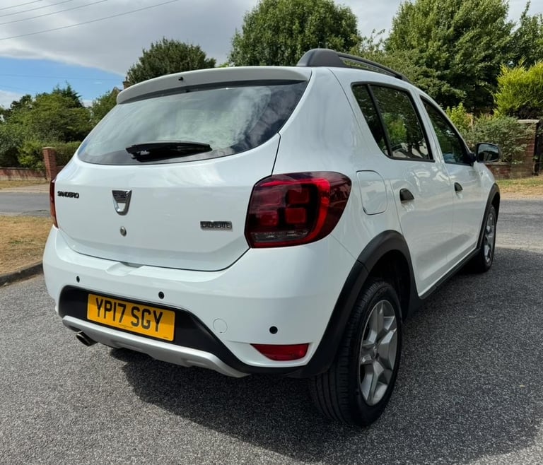 2017 DACIA SANDERO STEPWAY 1.5 DCi LAUREATE RUNS/DRIVES GREAT LOVELY EXAMPLE! 