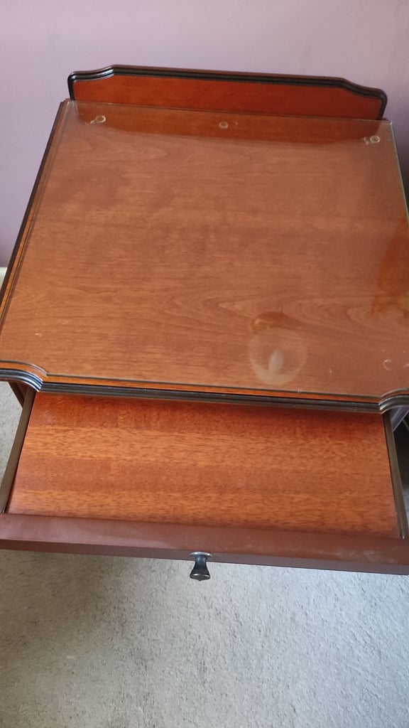 J.E.Coyle bedroom furniture set (bedside table*2, chest of drawers and headboard)