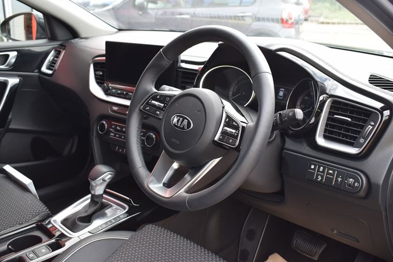 2020 Kia XCeed 1.6 GDi PHEV 3 5dr DCT HATCHBACK PETROL/ELECTRIC Automatic