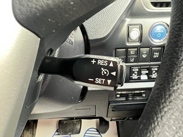 2019 Toyota Voxy Noah Hybrid 1.8 ZWR80 Auto Hybrid