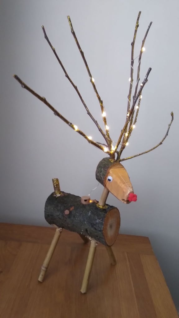 REINDEER SNOWMEN AND CHRISTMAS TREE TABLE DECORATION