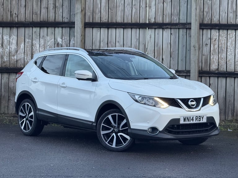 2014 Nissan Qashqai 1.5 dCi Tekna 5dr HATCHBACK Diesel Manual