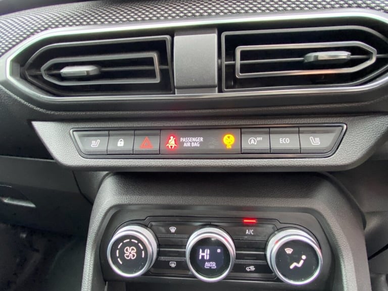 2022 Dacia Jogger 1.0 TCe Extreme SE 5dr MPV PETROL Automatic