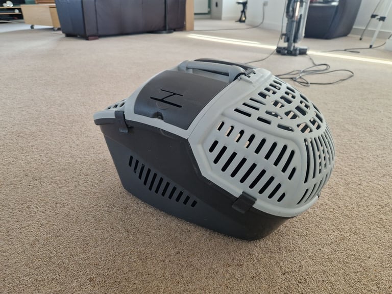 Rabbit hutches, Outside run, Food & Accessories 