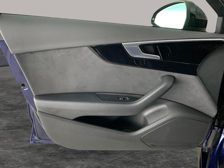 2023 Audi A4 Avant 2.0 TFSI 40 Black Edition Estate 5dr Petrol S Tronic Euro 6 (s/s) (204 ps)  Es...