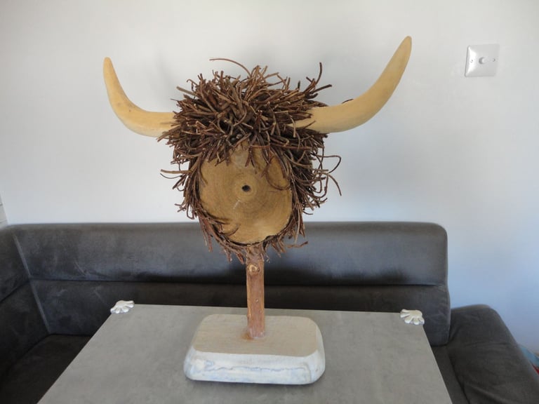 voyage maison wooden highland cow sculpture on stand 65 x 64 cms 