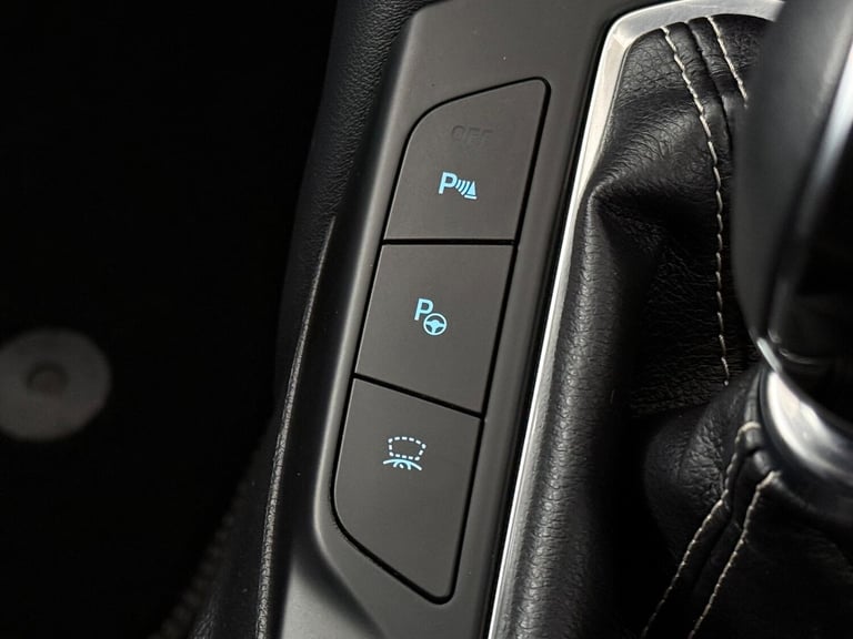 2020 Ford Focus 1.0T EcoBoost Vignale Euro 6 (s/s) 5dr HATCHBACK Petrol Manual