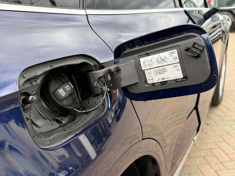 2024 Audi Q5 2.0 TFSIe 50 S line SUV 5dr Petrol Plug-in Hybrid S Tronic quattro Euro 6 ( ESTATE P...