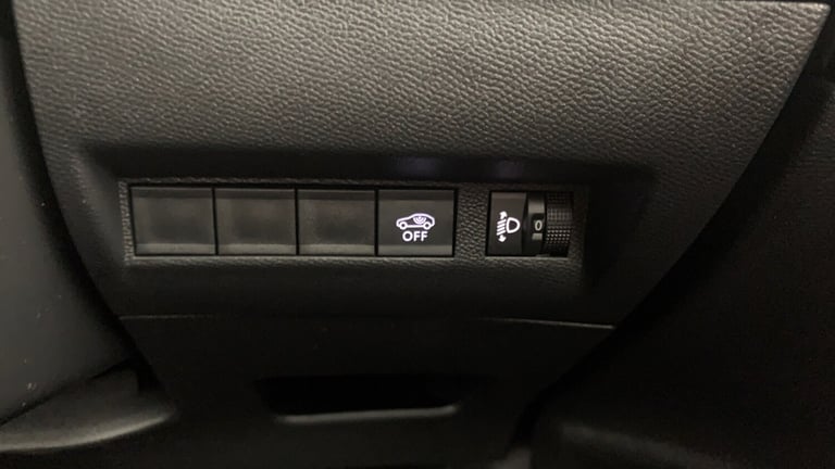 2024 Peugeot 2008 1.2 PureTech Allure SUV 5dr Petrol Manual Euro 6 (s/s) (130 ps) SUV Petrol Manual