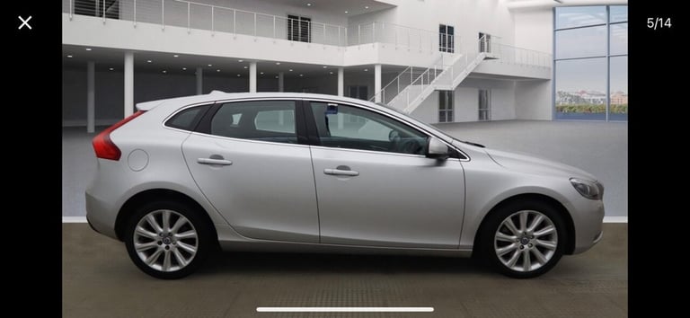 2015 Volvo V40 D2 [120] SE Lux Nav 5dr Geartronic HATCHBACK DIESEL Automatic