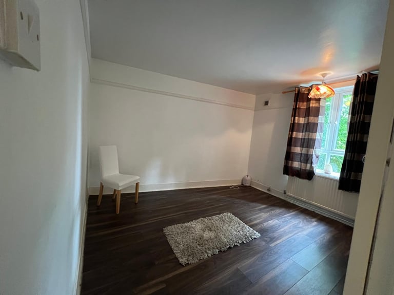 3 /4 BEDROOM FLAT TO RENT NORTH ACTON W3