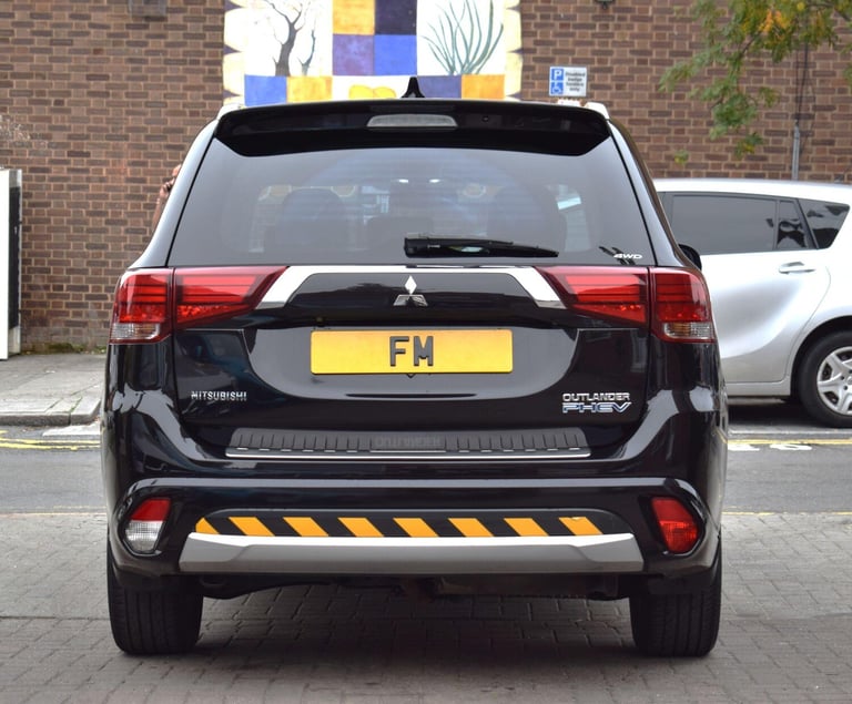 2016 Mitsubishi Outlander 2.0h 12kWh GX5h CVT 4WD Euro 6 (s/s) 5dr ESTATE Petrol/Electric Hybrid ...