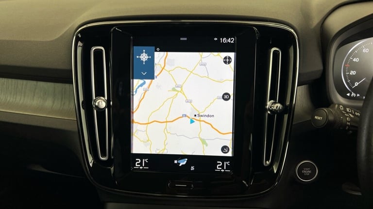 2021 Volvo XC40 Inscription, B4 mild hybrid (Rear Camera,  Black Leather Interior) Estate Petrol ...