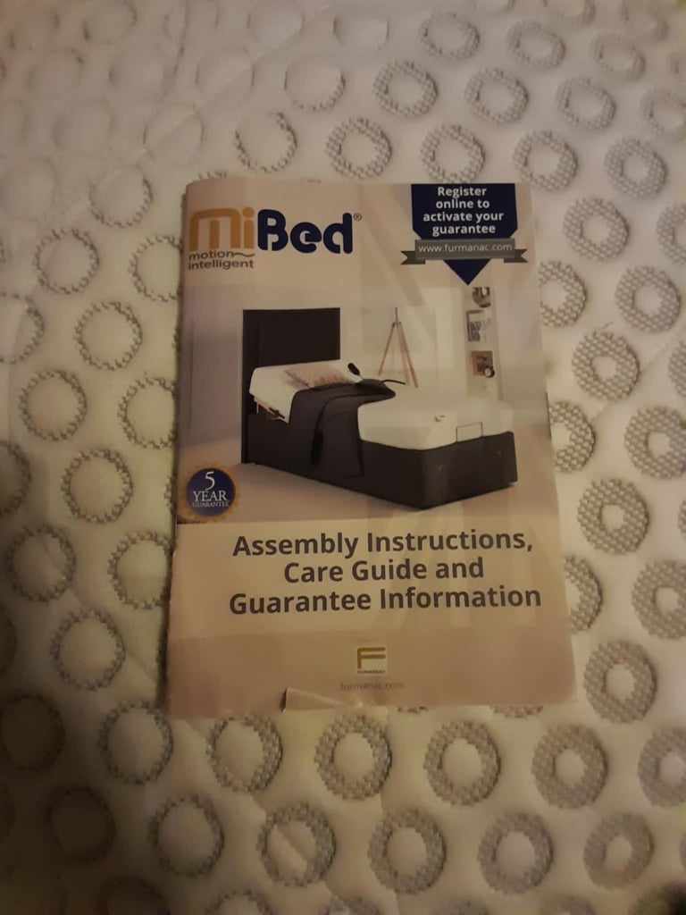 Beautiful motion intelligence electric double bed rise and recline independently remote either side