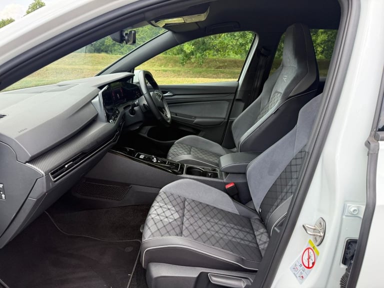 2023 Volkswagen Golf 2.0 TDI R-Line Hatchback 5dr Diesel DSG Euro 6 (s/s) (150 ps) Hatchback Dies...