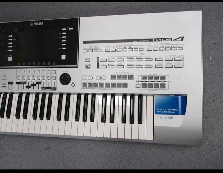 Yamaha Tyros 4 