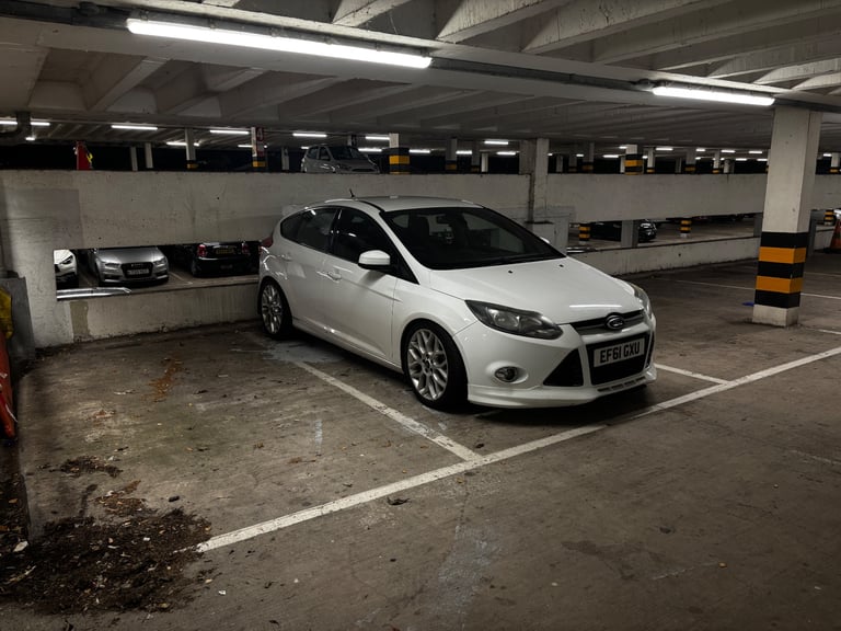 Ford, FOCUS, Hatchback, 2011, Manual, 1997 (cc), 5 doors