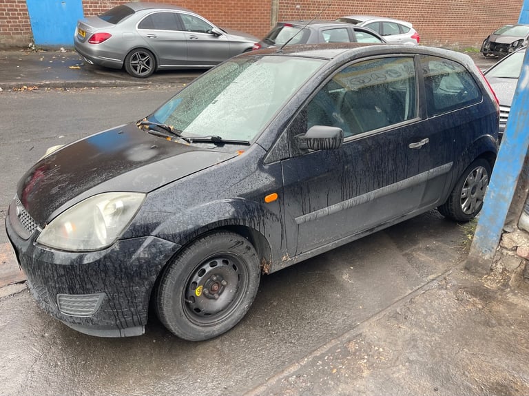 07 Ford Fiesta 2door 1.2 Petrol 5Speed Black BREAKING parts