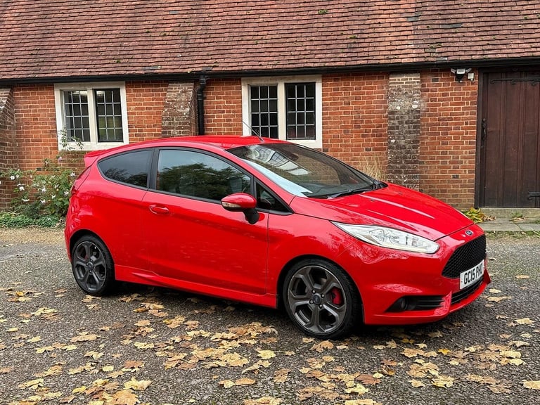  Ford Fiesta 1.6T EcoBoost ST-3 Hatchback 3dr Petrol Manual Euro 6 (182 ps) Petrol Manual