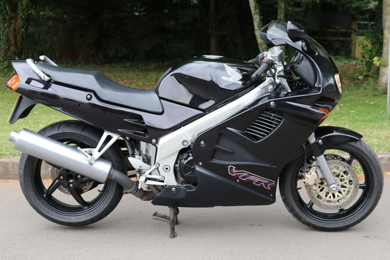 Honda VFR 750 Stunning UK bike, one owner, FSH, low mileage and ready to go!