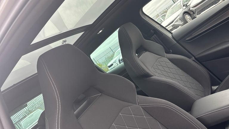 2024 Skoda Karoq 1.5 TSI Sportline 5dr ESTATE PETROL Manual