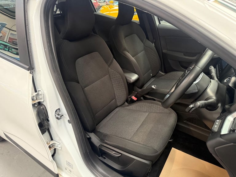 2022 Renault Clio 1.0 TCe Evolution Euro 6 (s/s) 5dr HATCHBACK Petrol Manual