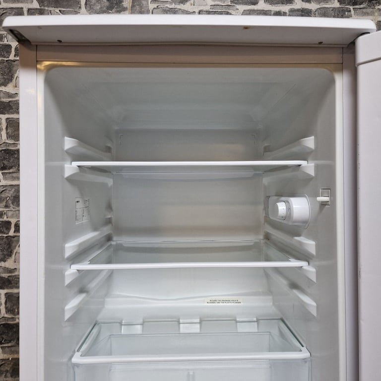 Beko Under Counter Fridge – Full Working Order