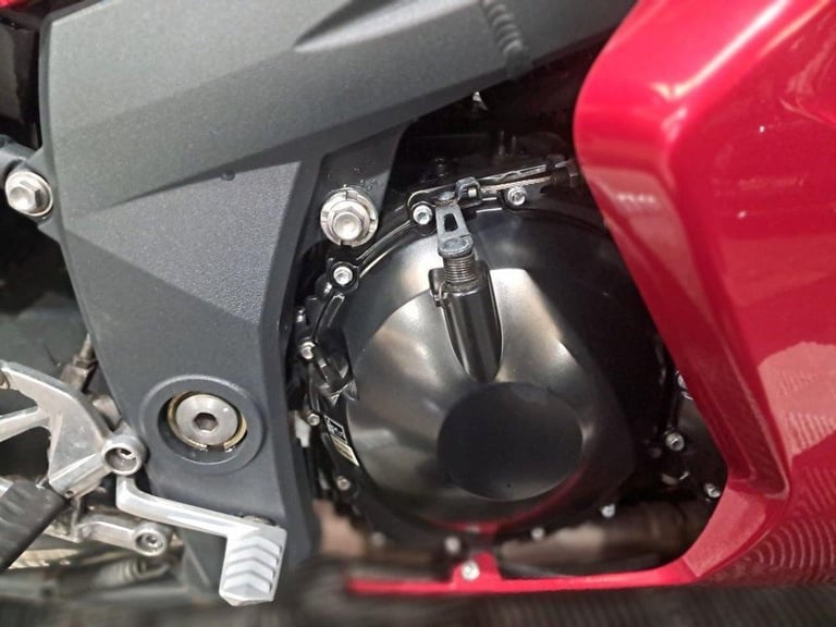 2013 13 TRIUMPH SPRINT GT 1050 ABS FINANCE SPECIALISTS APPLY NOW