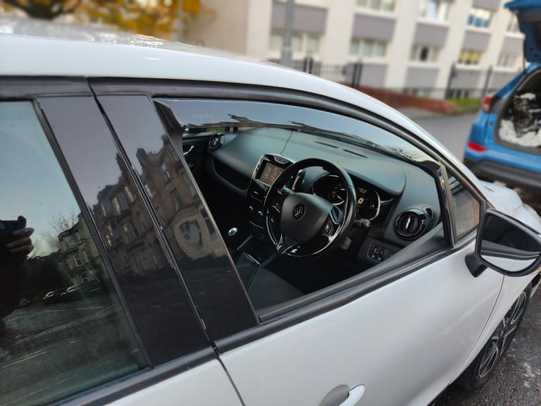 Renault Clio media nav, 1.5 diesel, low mileage 75472