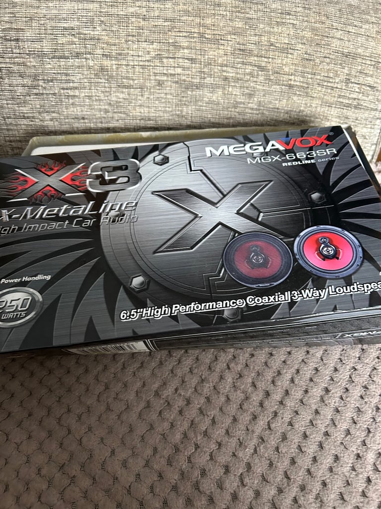 Brand new car speakers 