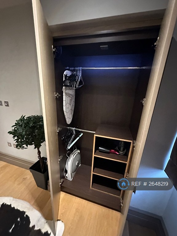 Studio flat in Dorset Square, London, NW1 (#2648219)