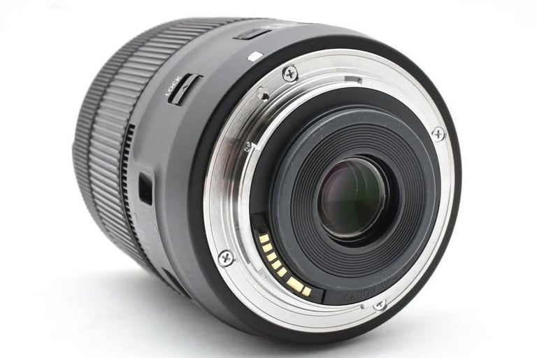 Canon EF-S 3.5-5.6/18-135 IS USM Zoom Lens