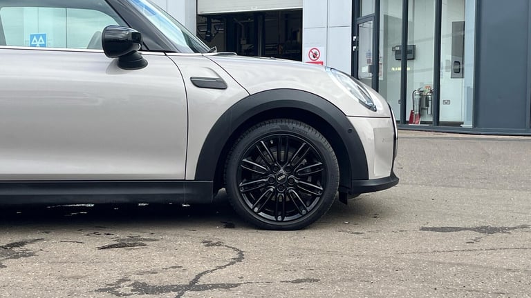 2021 MINI Hatch 1.5 Cooper Exclusive 3dr Auto Hatchback Petrol Automatic