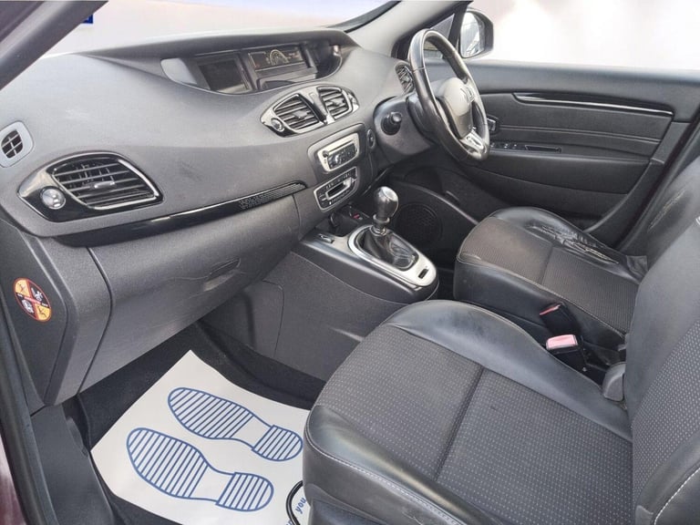 2013 Renault Scenic 1.6 dCi Dynamique TomTom Euro 5 (s/s) 5dr Diesel