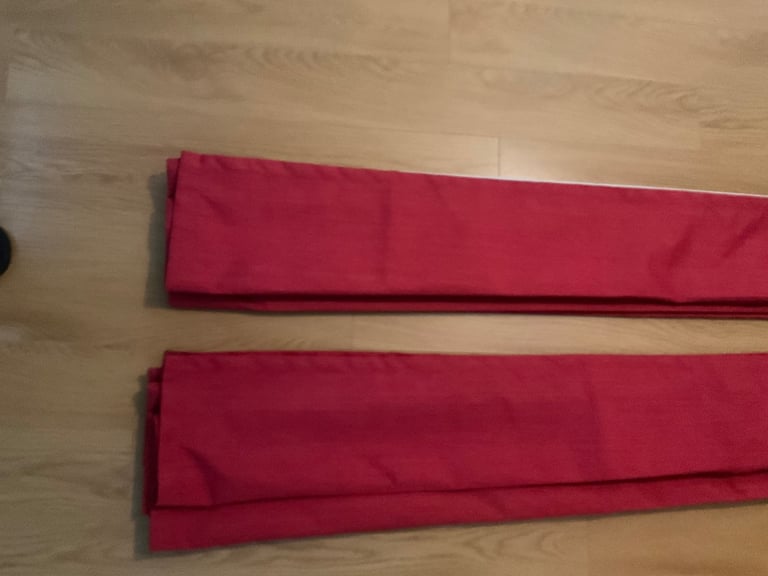 Pair of Eyelet lined Red Curtains 168cm x 183cm 