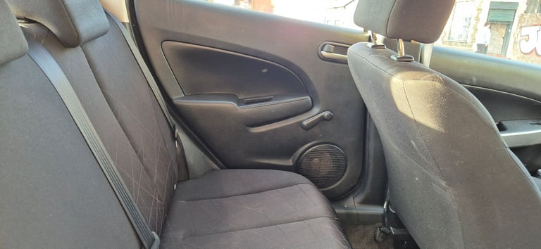 Mazda, 2, Hatchback, 2012, Manual, 1349 (cc), 5 doors