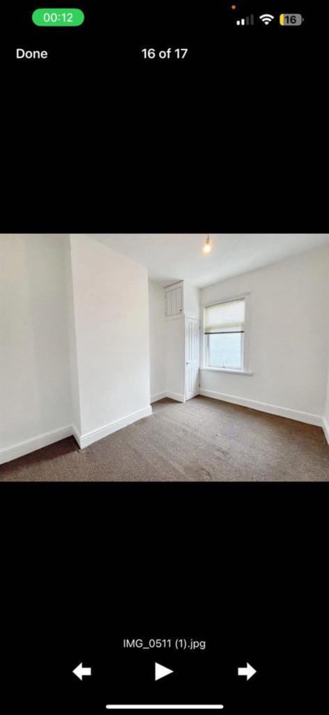 Semi Double room for rent 