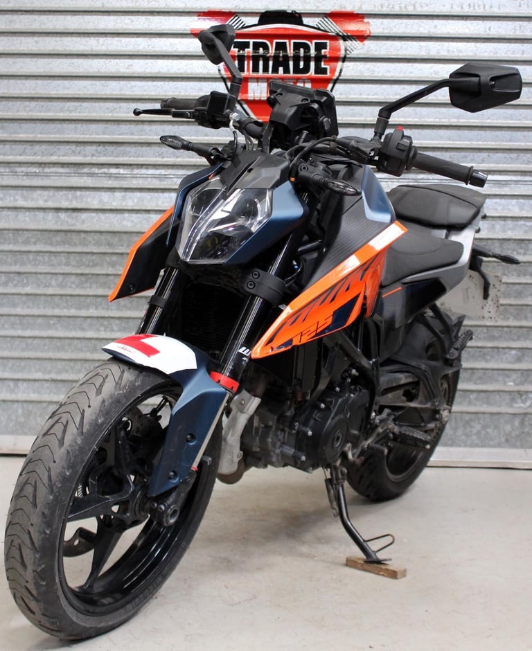 2025 25 KTM DUKE 125 ABS LEARNER LEGAL TRADE SALE NEW SHAPE 809 MILES TRADE SALE