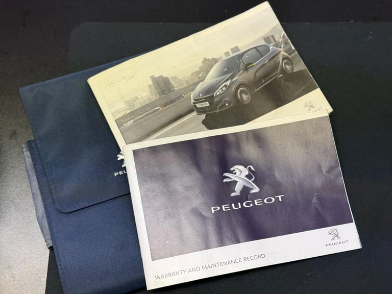 2017 Peugeot 208 1.2 Puretech Allure PETROL/MANUAL/5-DR