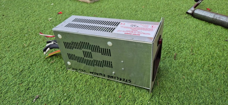 ESM PLUG-IN-SYSTEM battery charger , power supply for camper caravan motorhome boat.