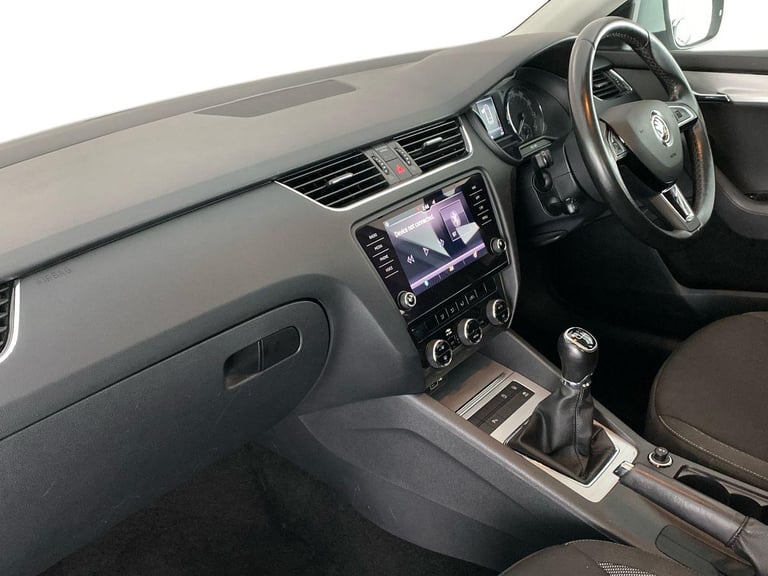 2019 Skoda Octavia 1.6 TDI SE Technology 5dr Estate DIESEL Manual